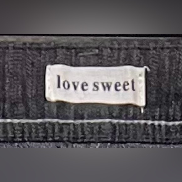 NWT Love Sweet Black Wash Denim Jeans with Rhinestone and Blue Stitch Design - Picture 5 of 6